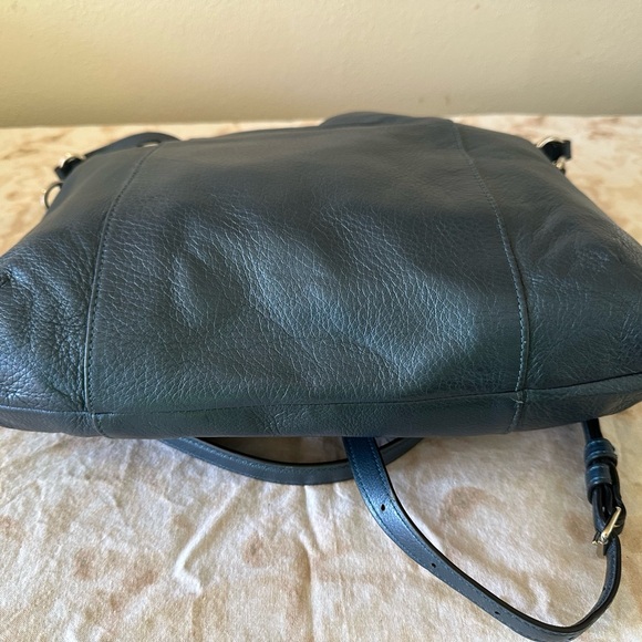 Coach Isabelle east west metalic blue pebbled leather shoulder hobo crossbody - Picture 7 of 13